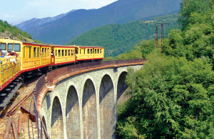 DE LA MER A LA MONTAGNE (Train Jaune)