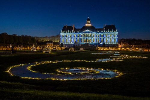 Le chateau de Vaux le Vicomte et Disneyland