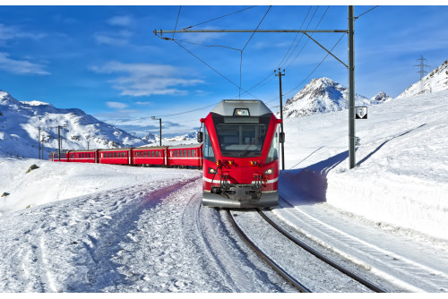 LES TRAINS SUISSES dans les magiques décors de l'hiver