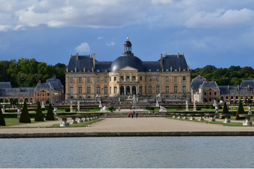 Le chateau de Vaux le Vicomte et Disneyland