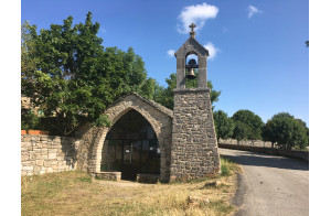 Bondons, Causse Mejean et cave de Roquefort