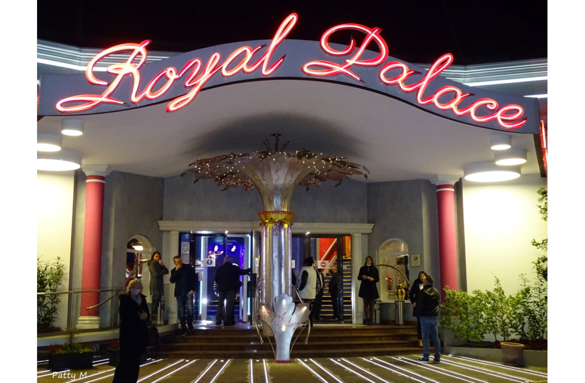 Le Royal Palace et Les Plus Beaux Marchés De Noël d'Alsace