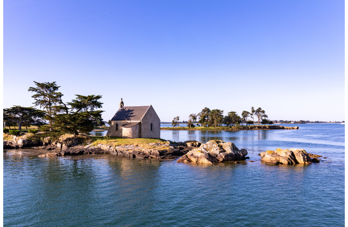 LE GOLFE DU MORBIHAN ET LA FORET DE BROCELIANDE, terre de légendes
