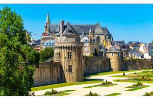 LE GOLFE DU MORBIHAN ET LA FORET DE BROCELIANDE, terre de légendes