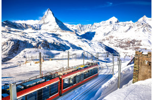 Les TRAINS SUISSE dans leur magique décor d'hiver